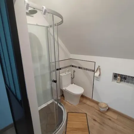 Logement Independant Entre Le Mans Et La Fleche Apartment
